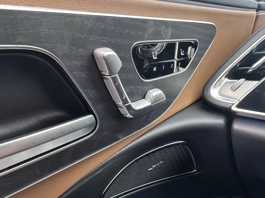Mercedes-Benz E-Class New Energy — миниатюра 6