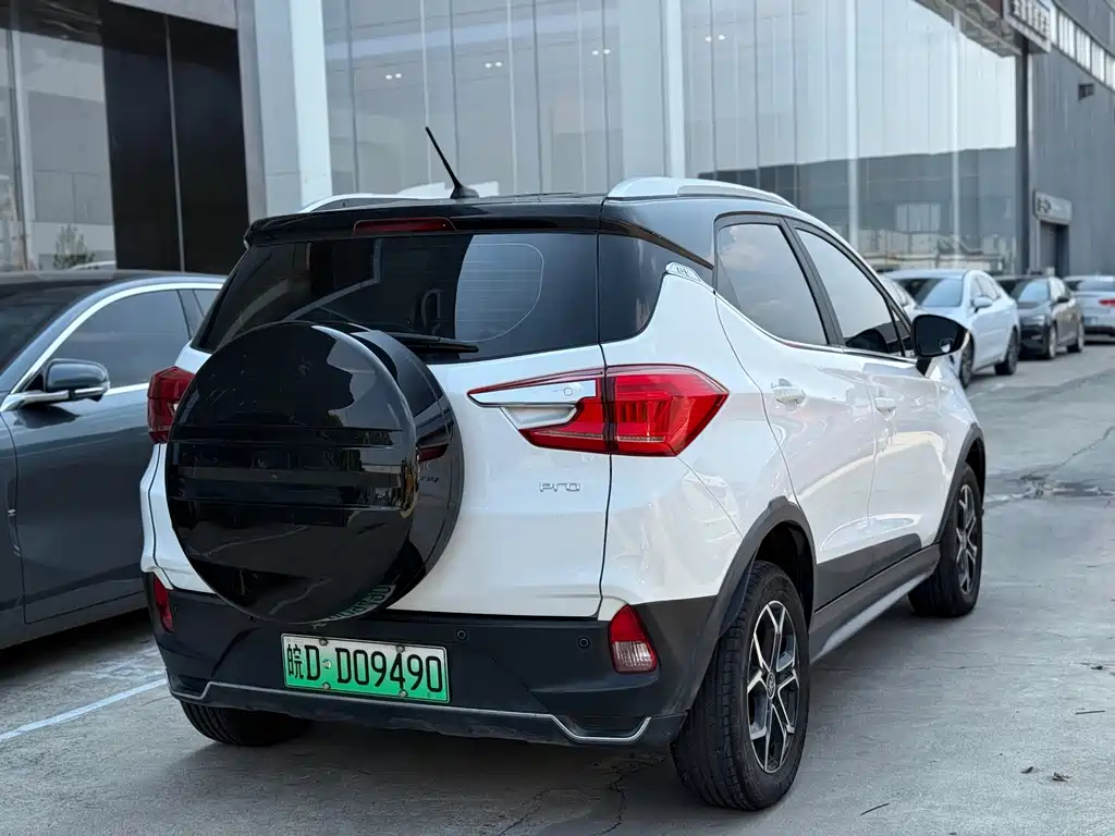 BYD Yuan Pro — миниатюра 11