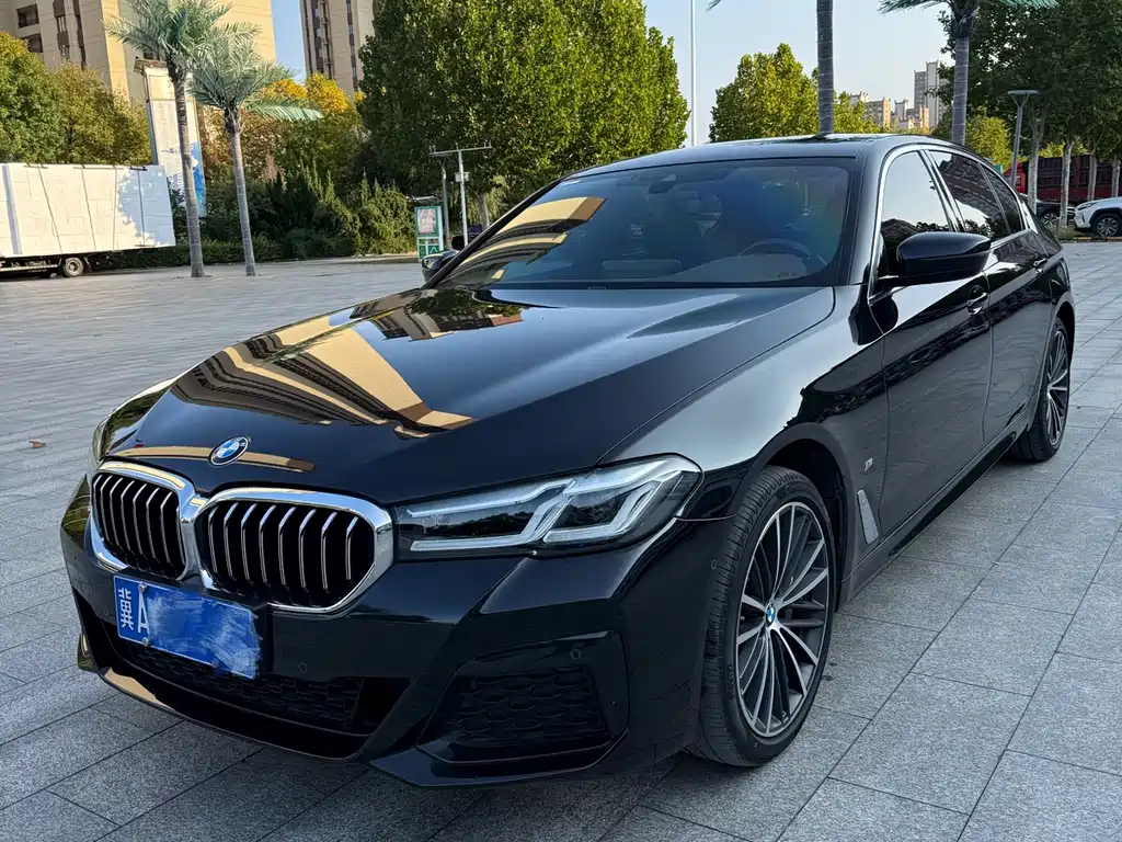 BMW 5 Series 2023