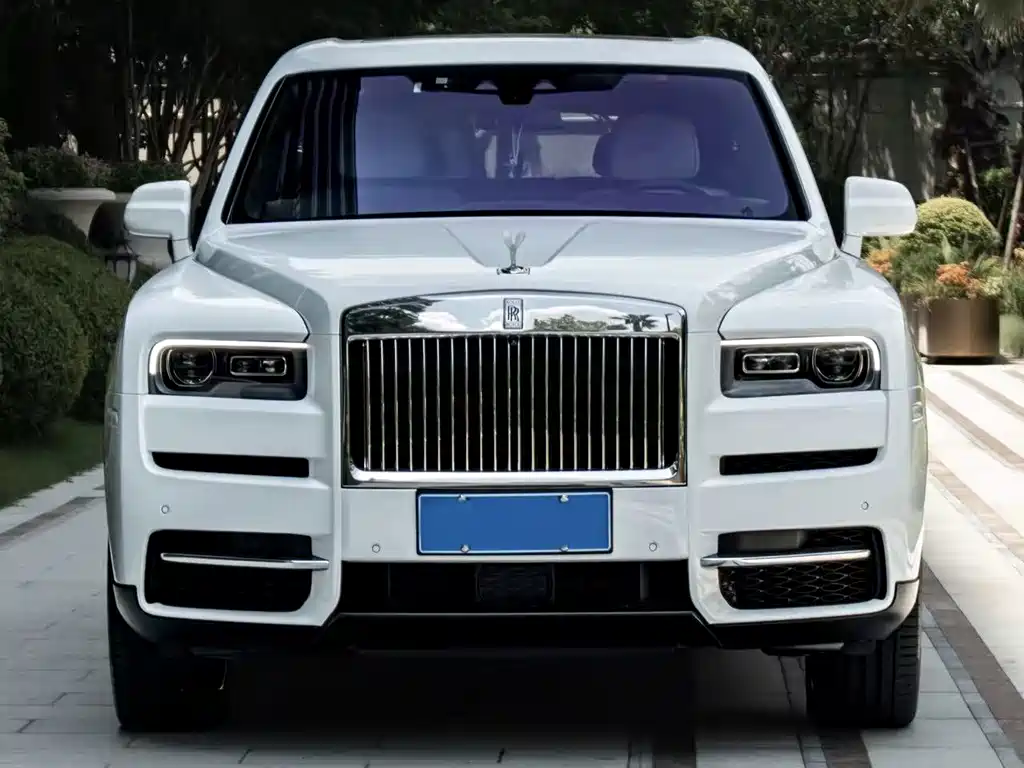 Rolls-Royce Cullinan — миниатюра 4