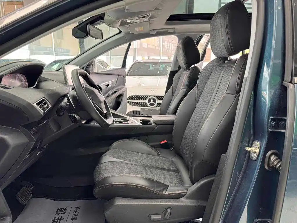 Peugeot 5008 — миниатюра 7