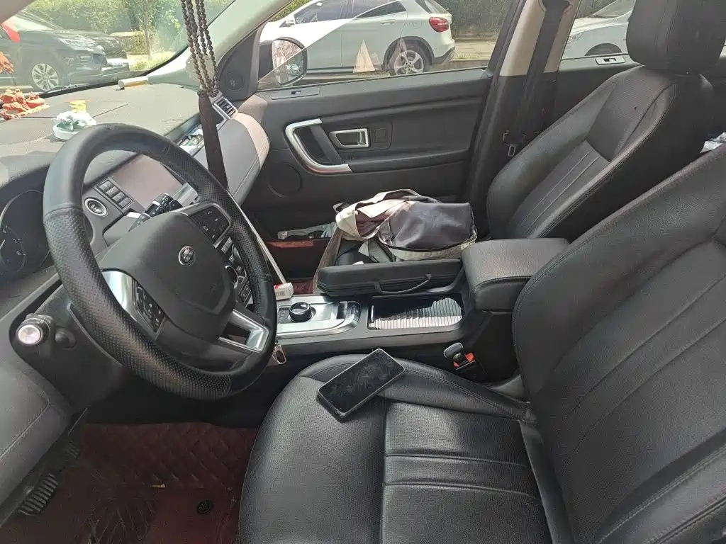 Land Rover Discovery Sport — миниатюра 8