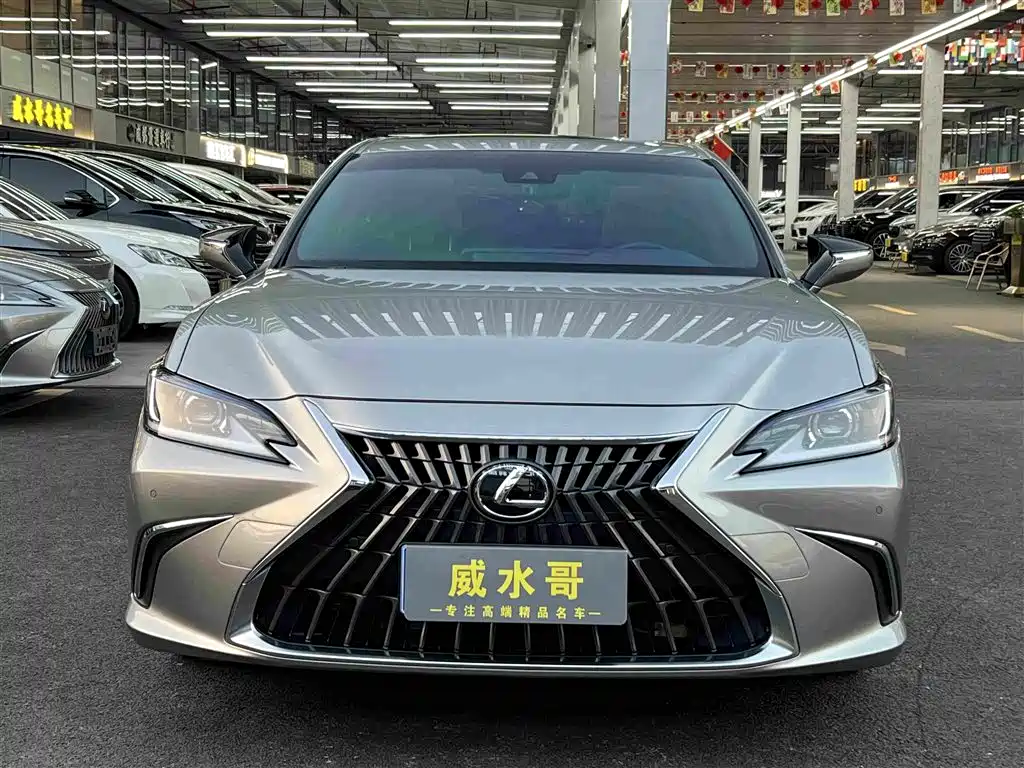 Lexus ES — миниатюра 3
