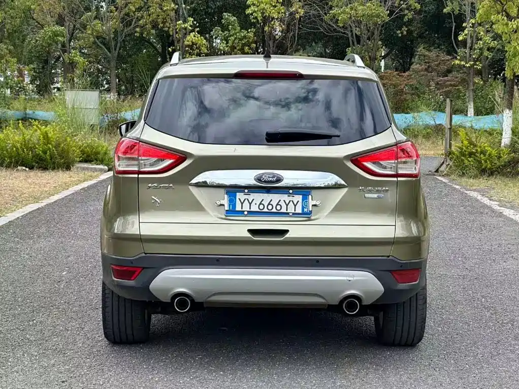 Ford Kuga — миниатюра 8