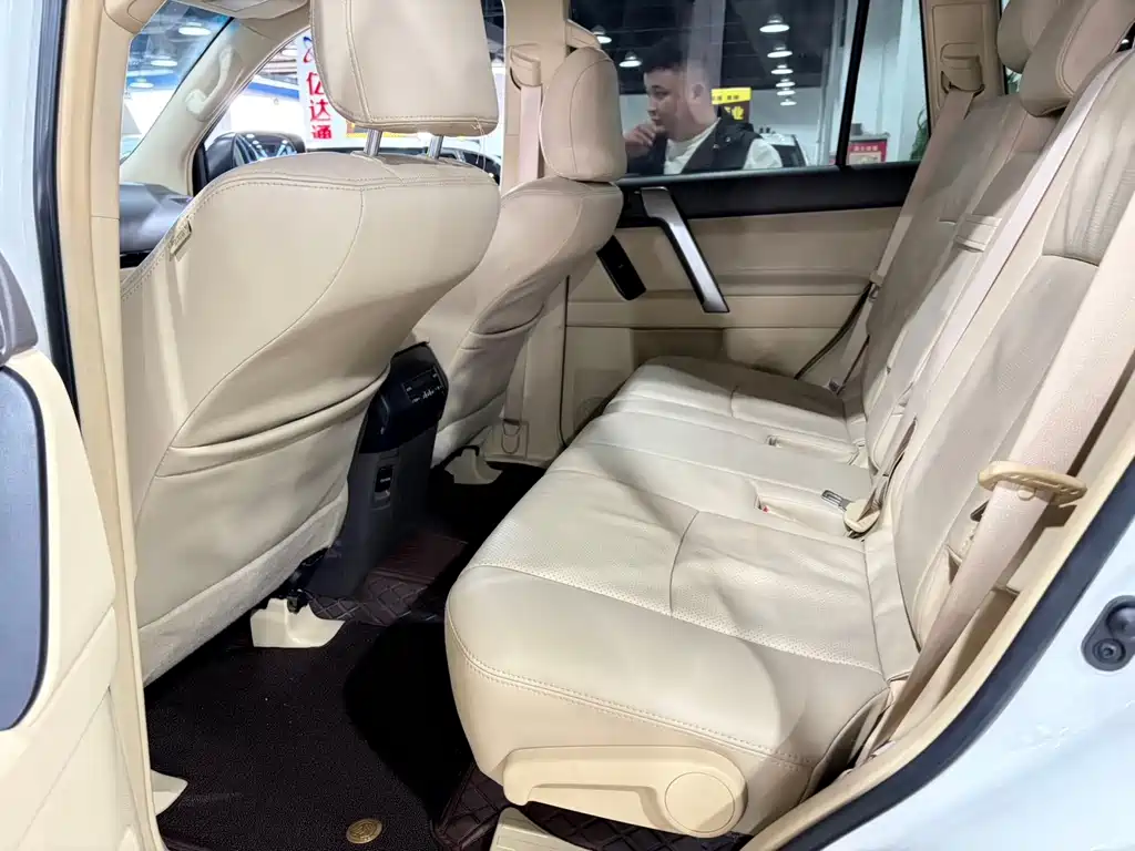 Toyota Prado (Import) — миниатюра 8