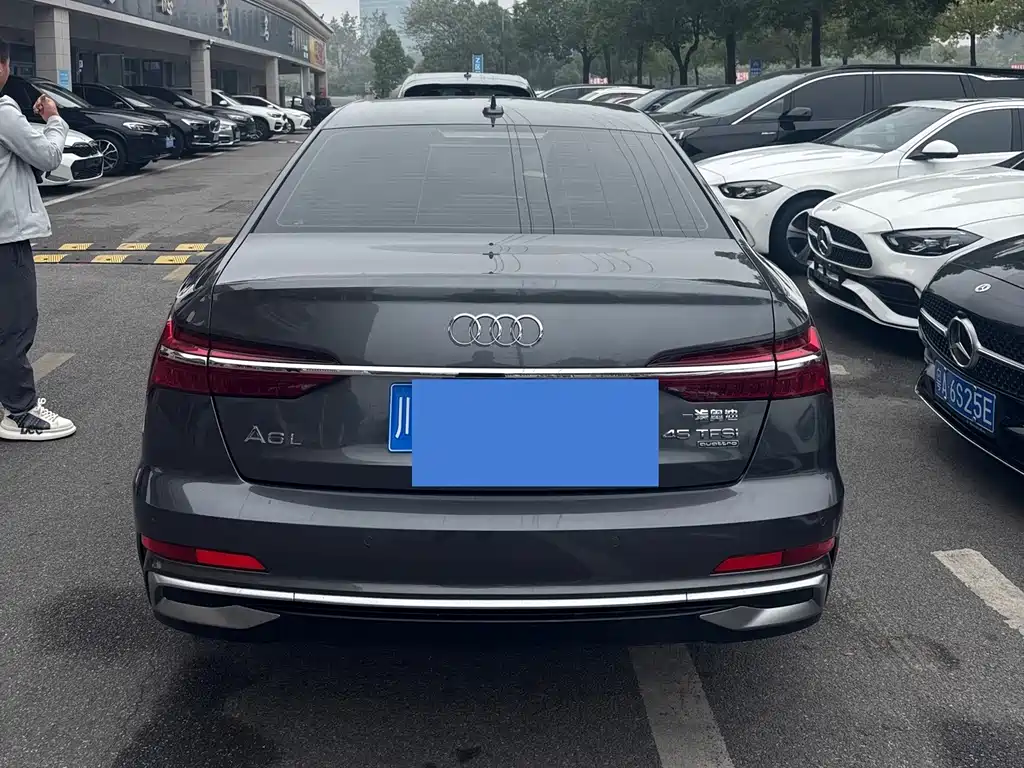 Audi A6L — миниатюра 9