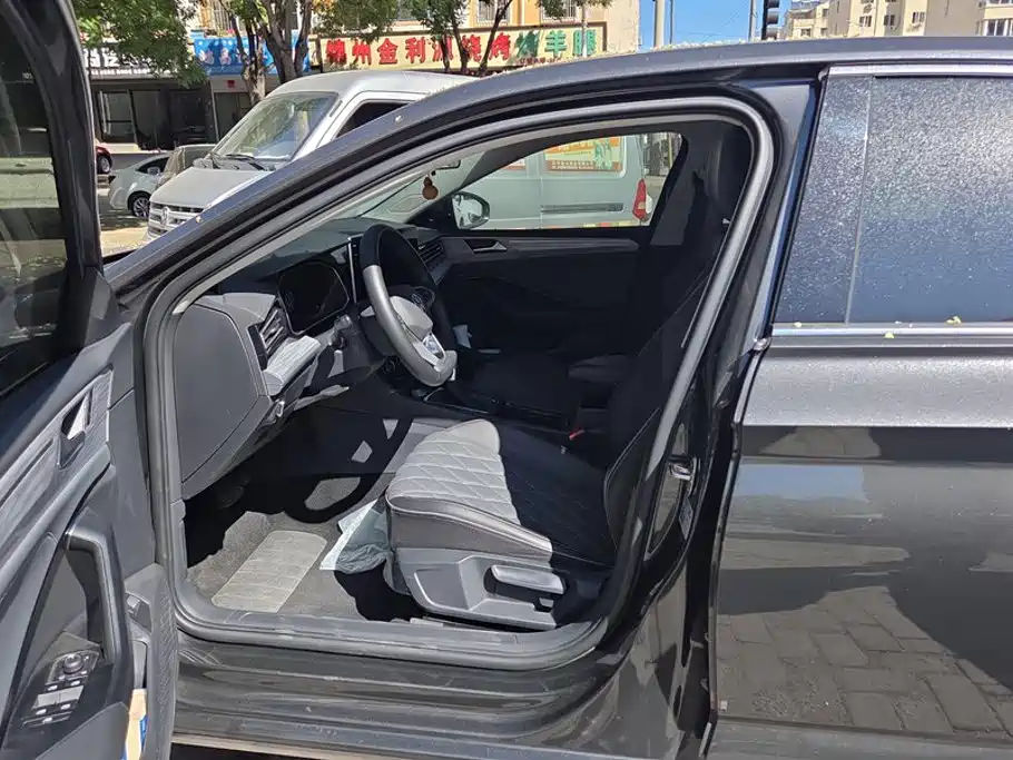 Volkswagen Sagitar — миниатюра 9