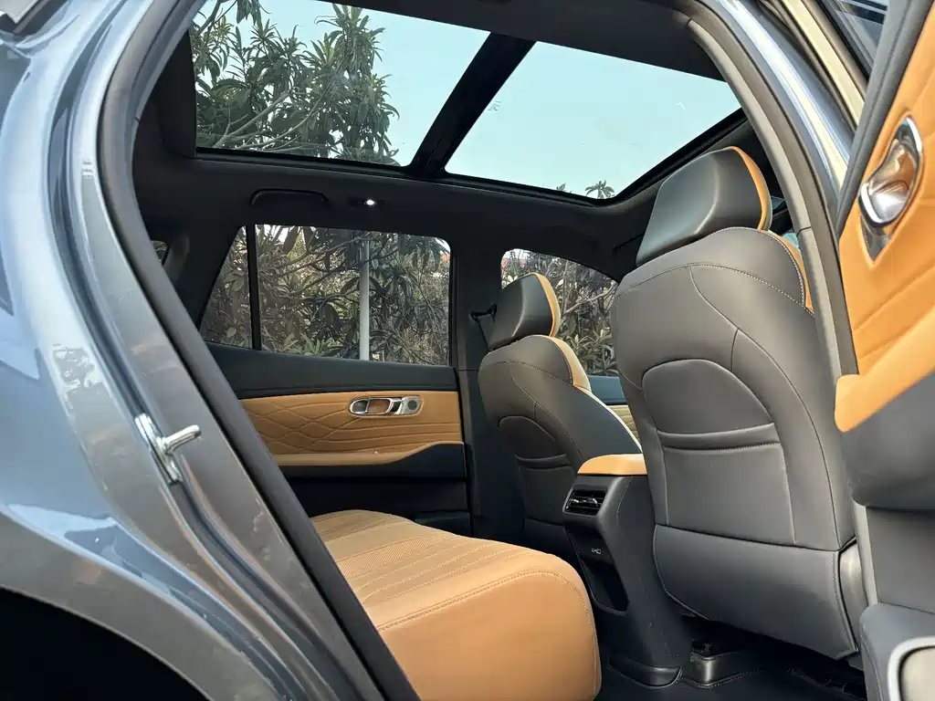 GEELY GALAXY GALAXY STARSHIP 7 EM I