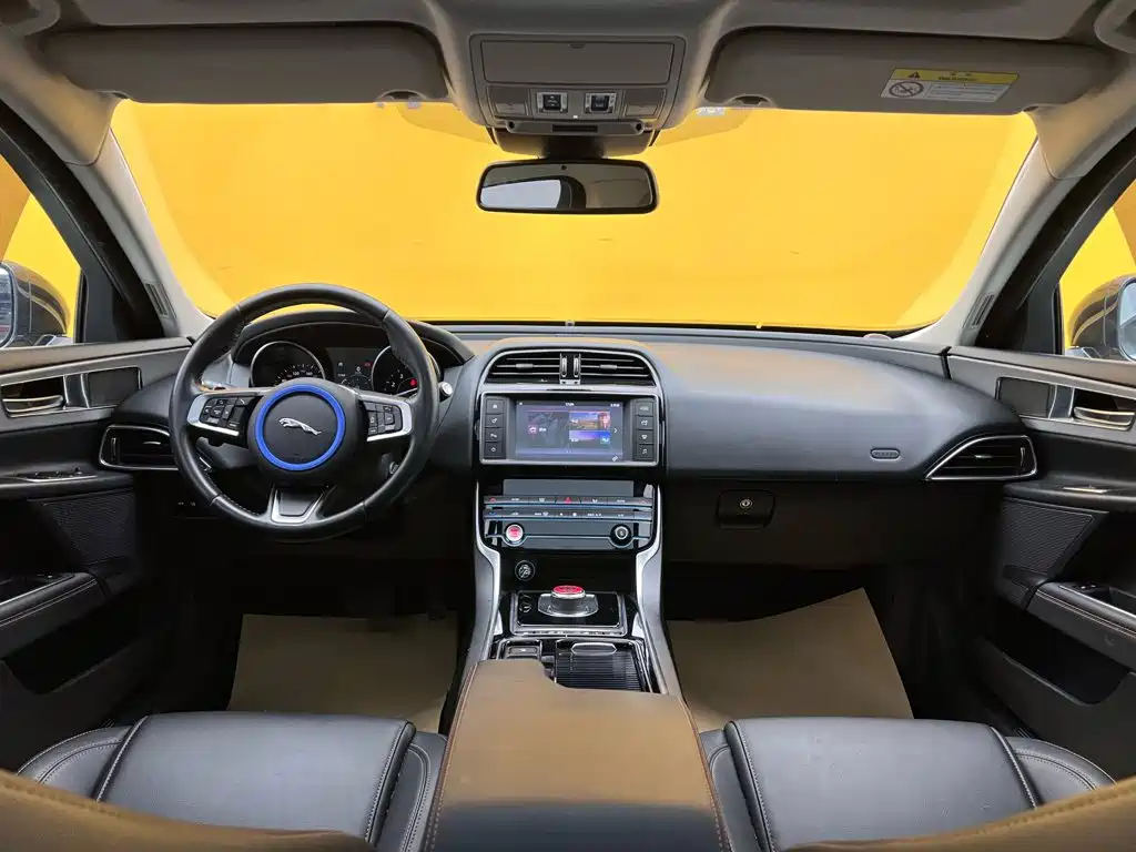 Jaguar XEL — миниатюра 14