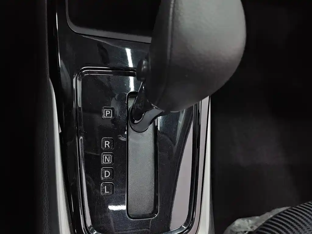 Nissan Tiida — фотографии объявления, Фото 24