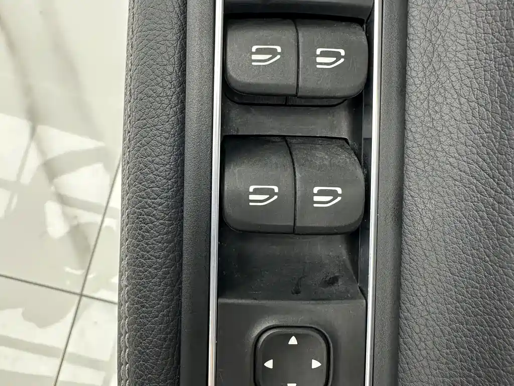 Mercedes-Benz A-Class — миниатюра 11