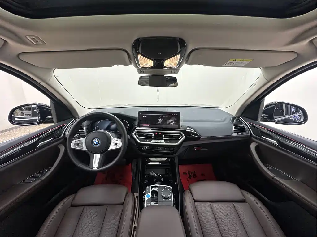 BMW iX3 — миниатюра 18