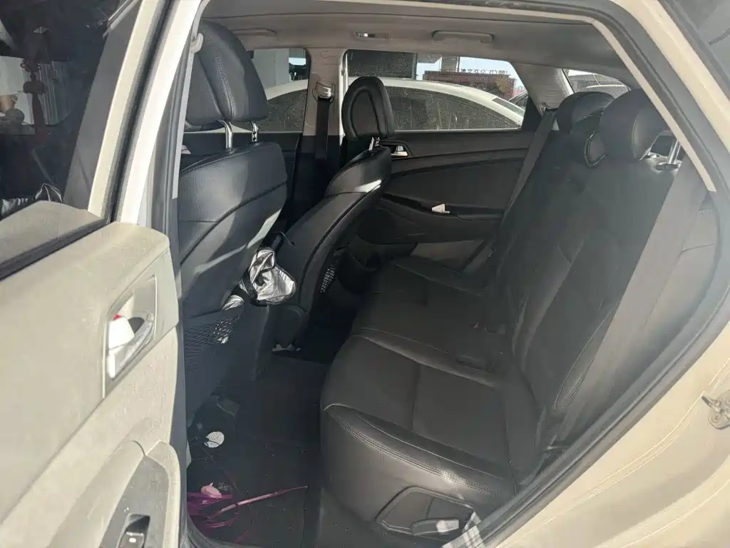 Hyundai Tucson — миниатюра 13