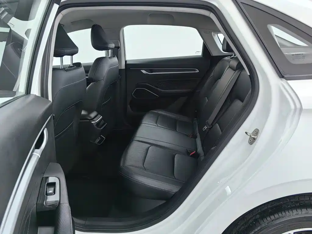 Geely Emgrand — миниатюра 15