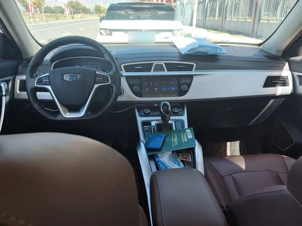Geely Boyue — миниатюра 10