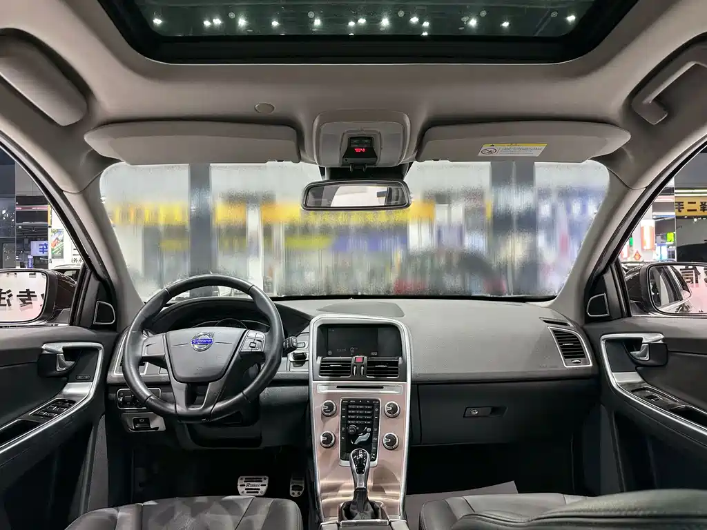 Volvo XC60 — миниатюра 7