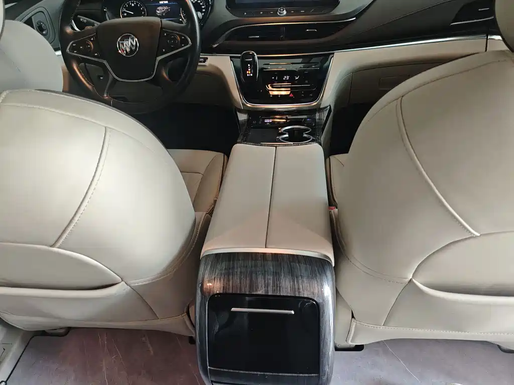 Buick GL8 — миниатюра 15