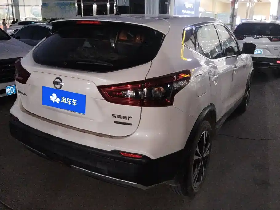 Nissan Qashqai — миниатюра 3