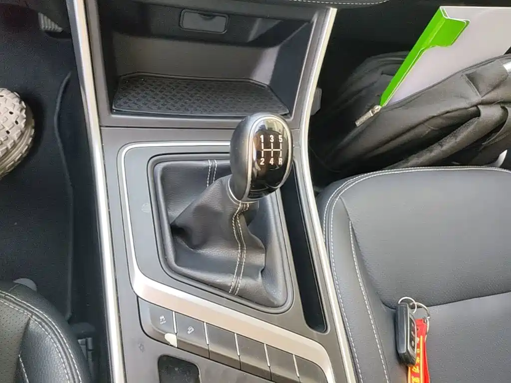 Geely Vision X6 — миниатюра 14
