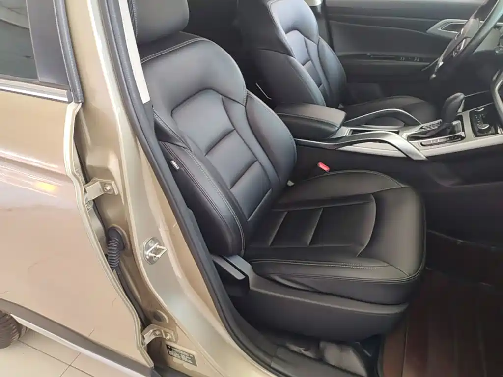 Geely Boyue — миниатюра 25