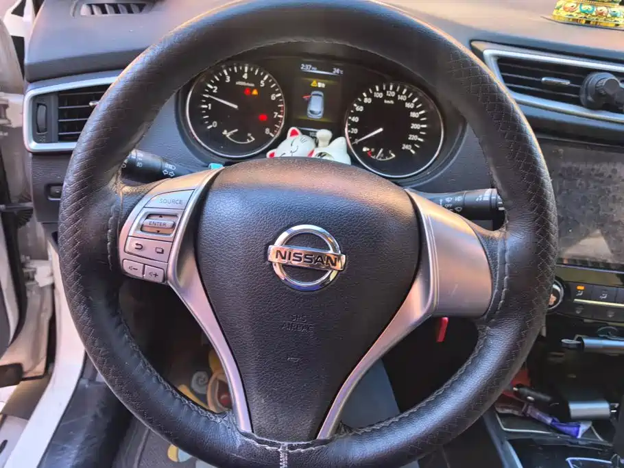 Nissan Qashqai — миниатюра 15