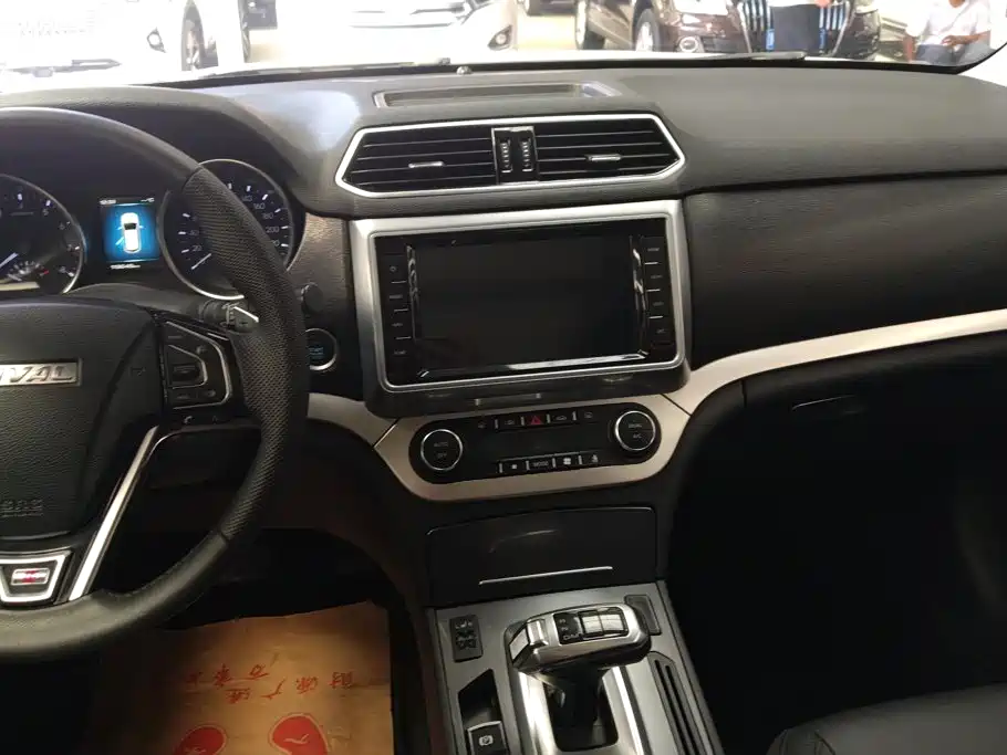 Haval H6 Coupe — миниатюра 13