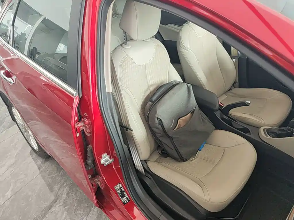 Buick Excelle — миниатюра 25
