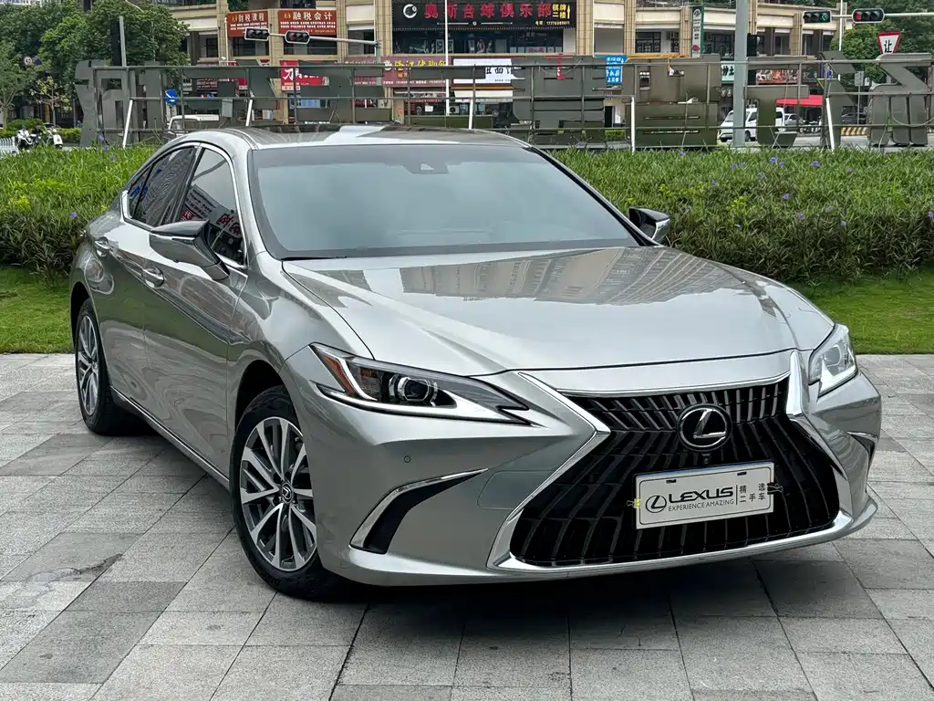Lexus ES — миниатюра 3
