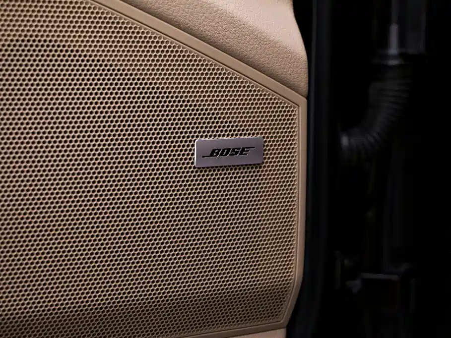 Porsche Cayenne Hybrid — миниатюра 14