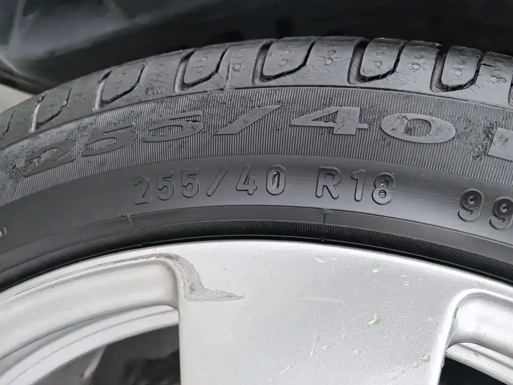 Mercedes-Benz E-Class — миниатюра 24