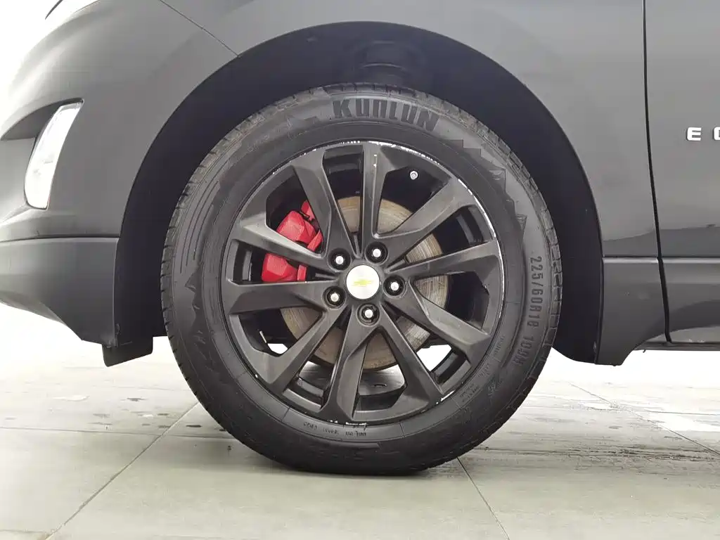 Chevrolet Equinox — миниатюра 17