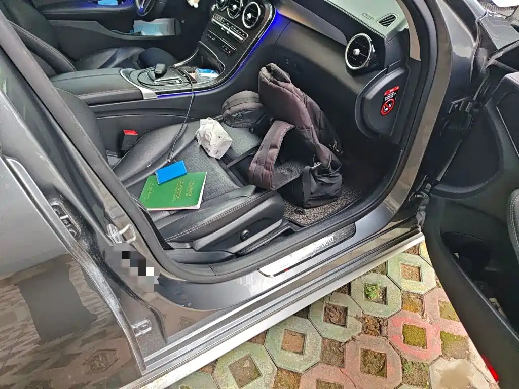 Mercedes-Benz C-Class — миниатюра 18