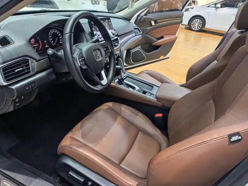 Honda Inspire — миниатюра 4