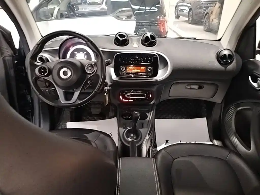 smart Smart Fortwo — миниатюра 10