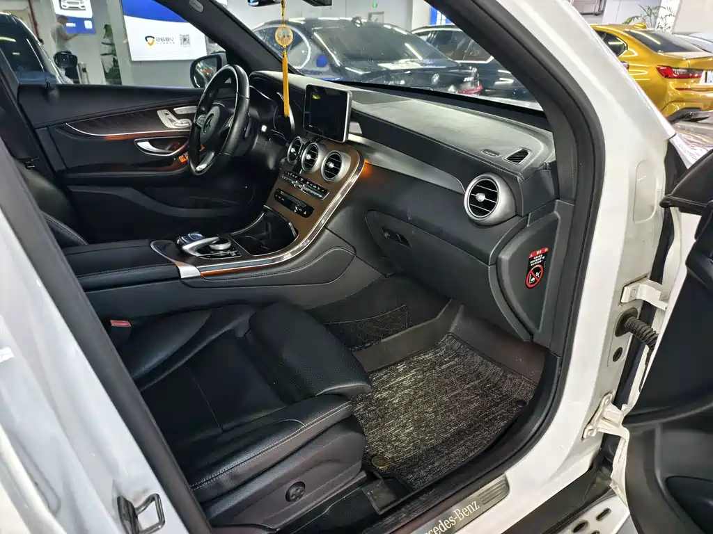 Mercedes-Benz GLC — миниатюра 4