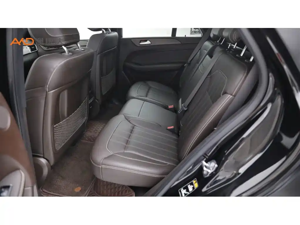 Mercedes-Benz GLE (Import) — миниатюра 7