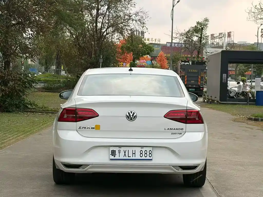 Volkswagen Lamando — миниатюра 8