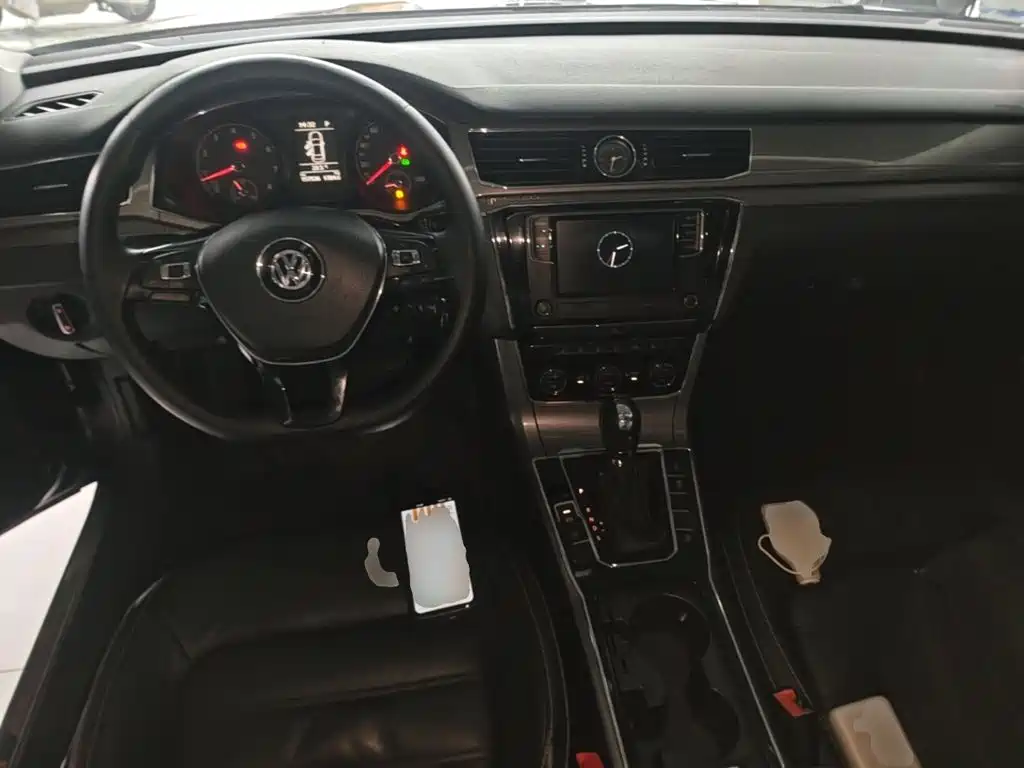Volkswagen Passat — миниатюра 10