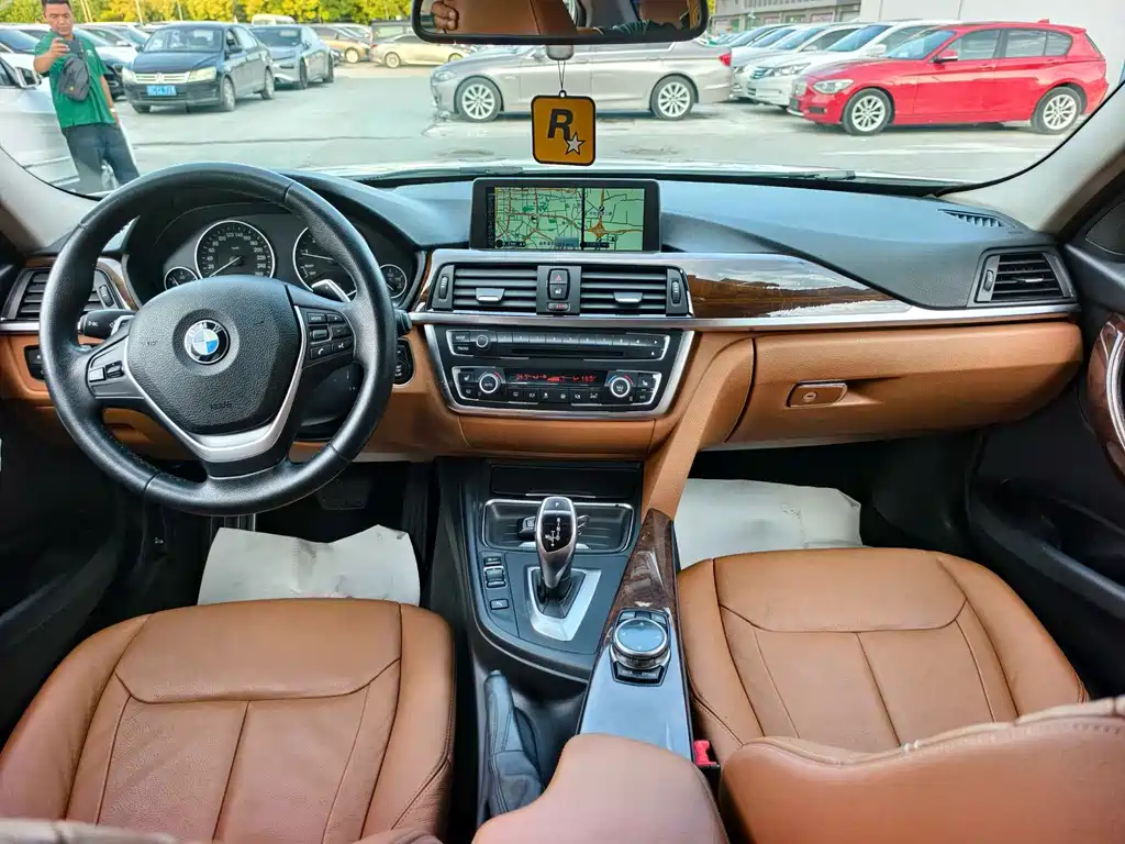 BMW 3 Series — миниатюра 7