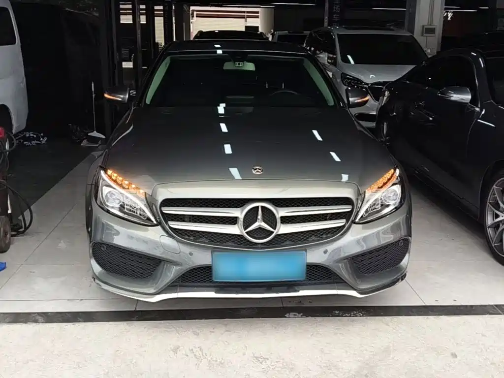Mercedes-Benz C-Class — миниатюра 3