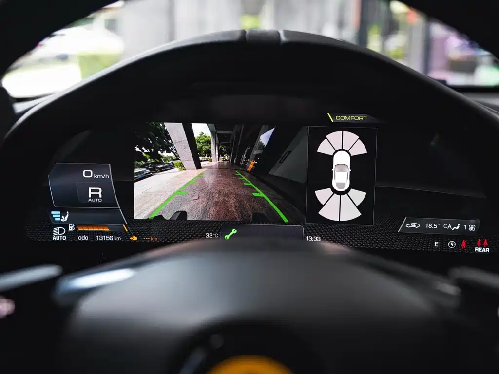 Ferrari Roma — миниатюра 12