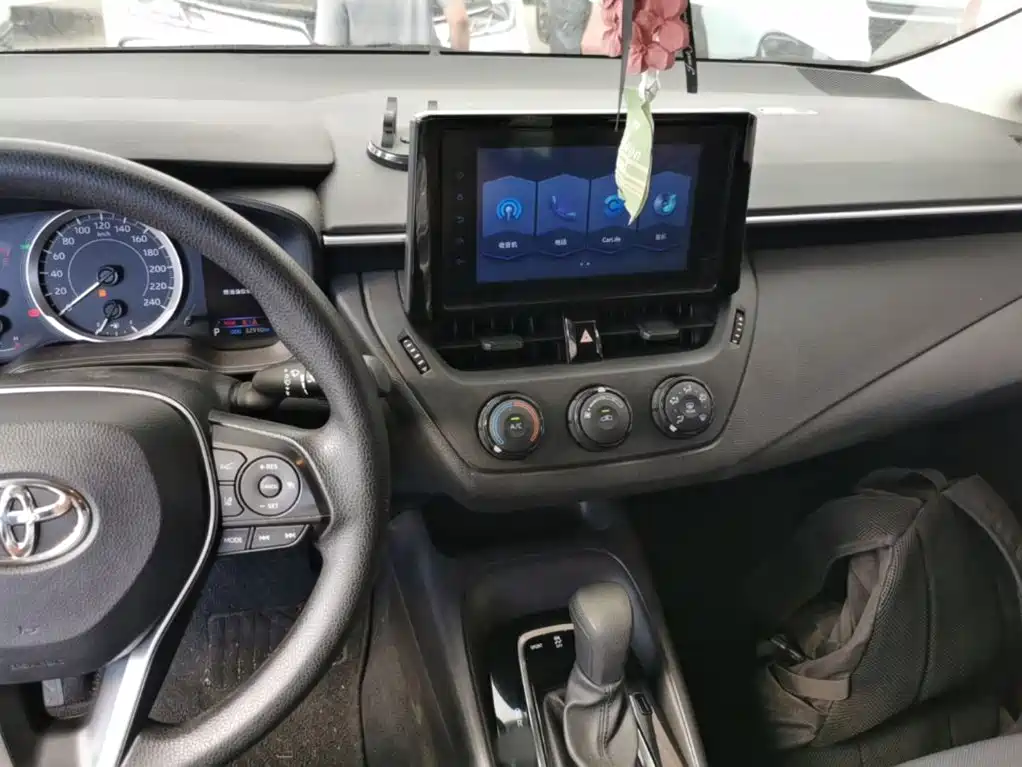 Toyota Corolla — миниатюра 10