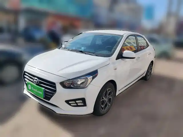 HYUNDAI RENA