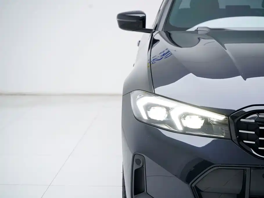 BMW 3 Series — миниатюра 13