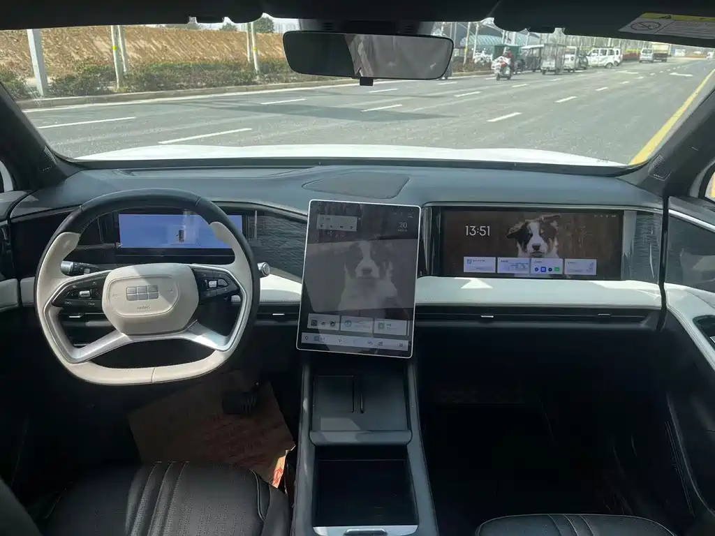 GEELY GALAXY GALAXY L7