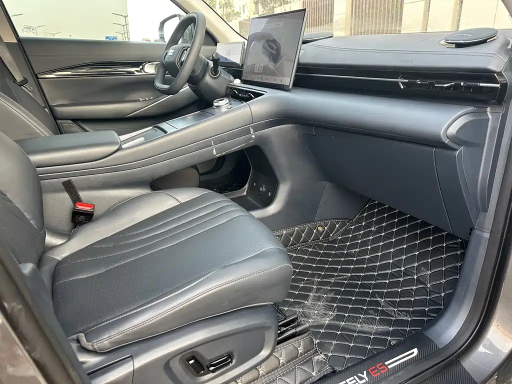 GEELY GALAXY GALAXY E5