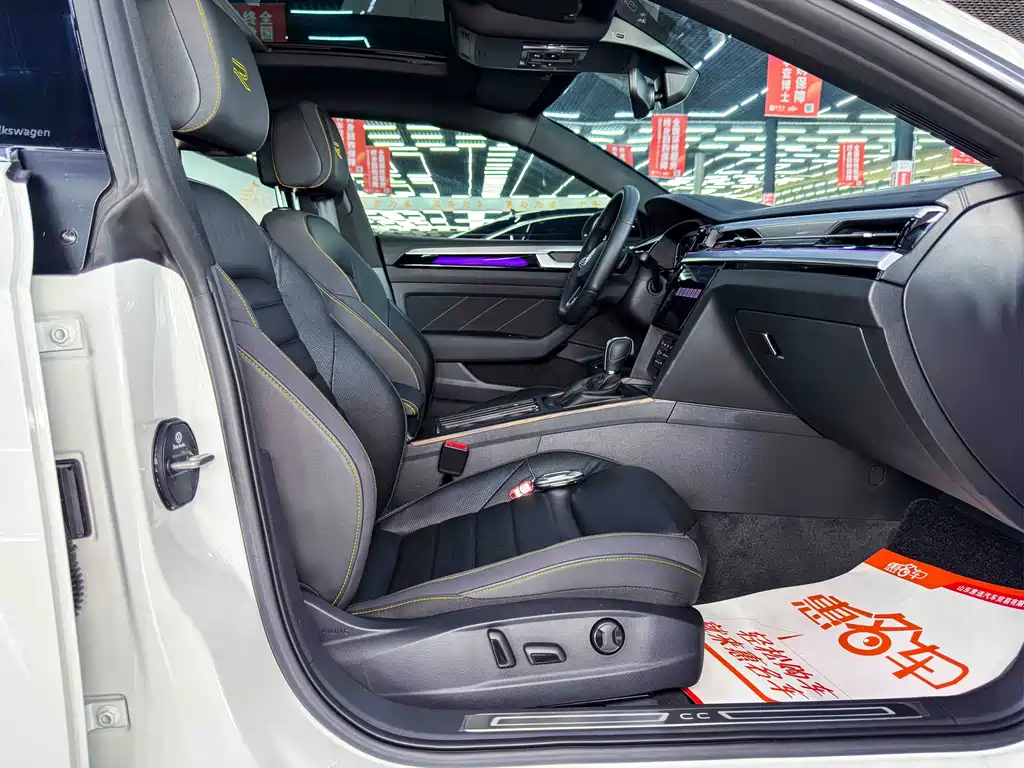 Volkswagen FAW - Passat CC CC 2025 380TSI