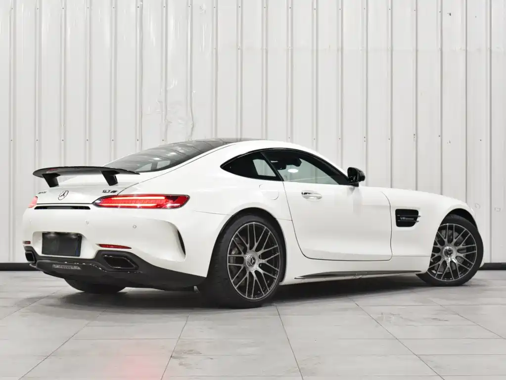 MERCEDES-BENZ AMG GT