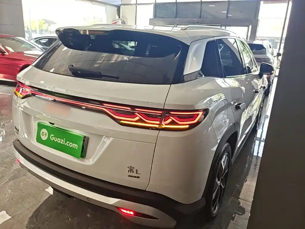 BYD L DM-i — миниатюра 7