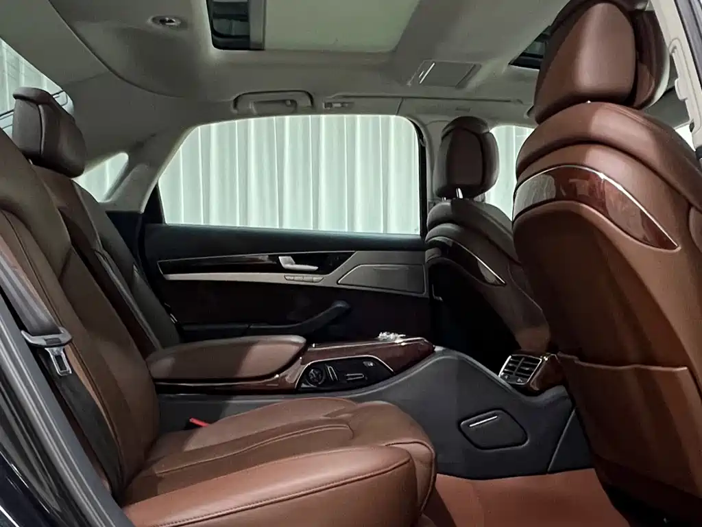 Audi A8 — миниатюра 19